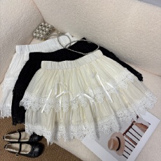 批发实拍 春季新款2026韩系镂空花边拼接半身裙短裙<b class='q'>甜美</b>小个子蛋糕裙