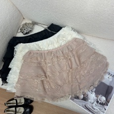 批发实拍 春夏新款2026韩系重工荷叶边<b class='q'>蕾丝</b>拼接蛋糕裙甜辣ins半身短裙