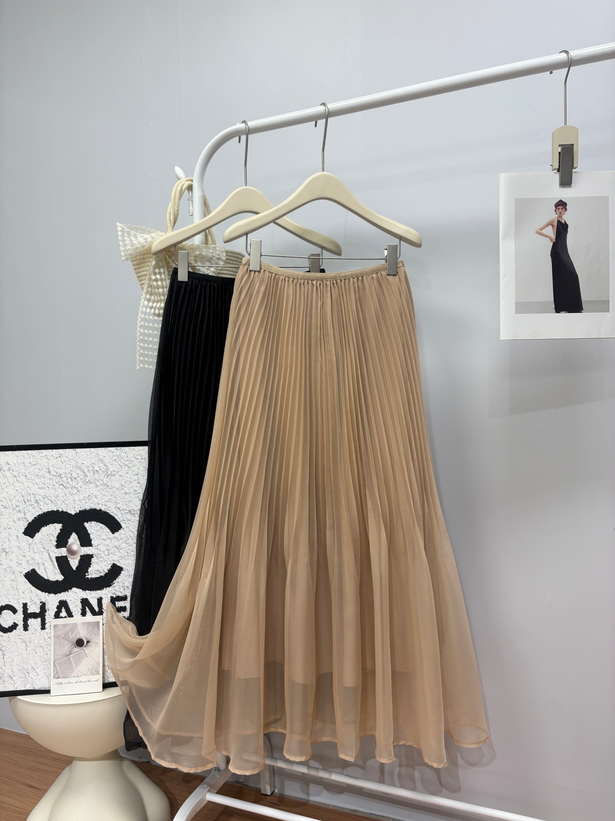 실사 봄 여름 새로운 프랑스식 슈퍼 요정 아름다운 롱 코트 반신 스커트 유럽 오간자 디자인 센스 부드러운 플리츠 인어 꼬리 스커트