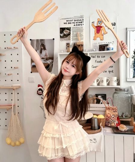 여름 새로운 한 부서 인형 케이크 드레스 달콤함 연령 감소 퍼프 미니 스커트 레이스 레이스 패치워크 층 반 스커트
