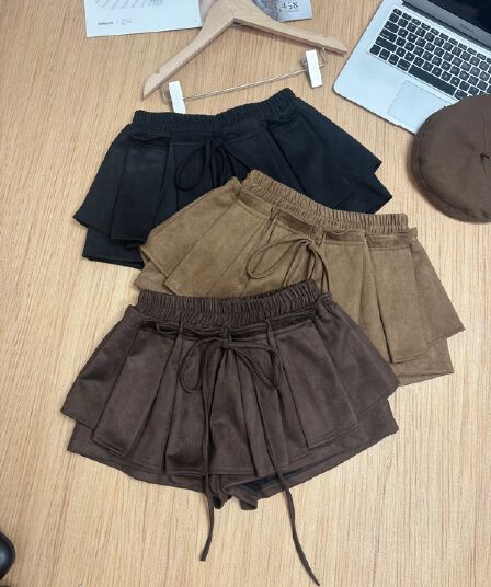 실사 가을 새로운 한 부서 소녀 프릴 패치워크 디자인 센스 플리츠 미니 스커트 노출 방지 달콤한 매운맛 바지