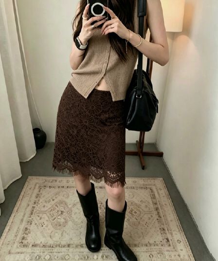 가을 새로운 한 스타일 중 고풍 품격 슬림해 보이는 레이스 꽃 연삭 털 식물 플러시 반신 스커트 한 마디 타이트 스커트 중간 스커트
