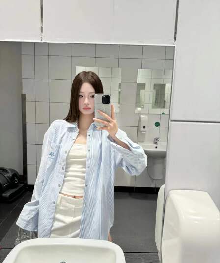 실사 정가 가을 자외선 차단 외출용 스트라이프 셔츠 레트로 캐주얼 루즈핏 다용도 여성