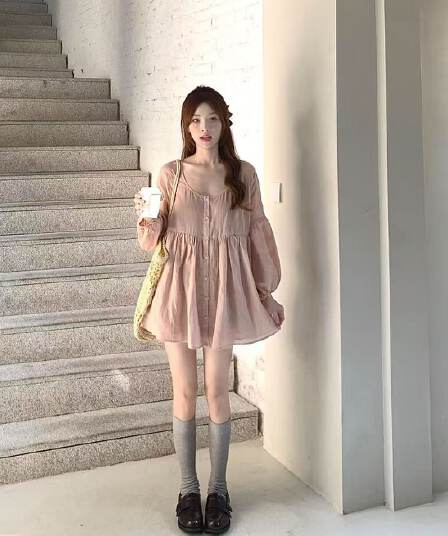 실사 정가 가을 루즈핏 첫사랑 부서 핑크색 인형 치마 여성