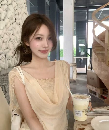 실사 감소되지 않음 미니멀리즘 분위기 센스 레이스 블라우스 패션 다용도 캐주얼 레이스 레이스 슬립 두 조각 여성 세트