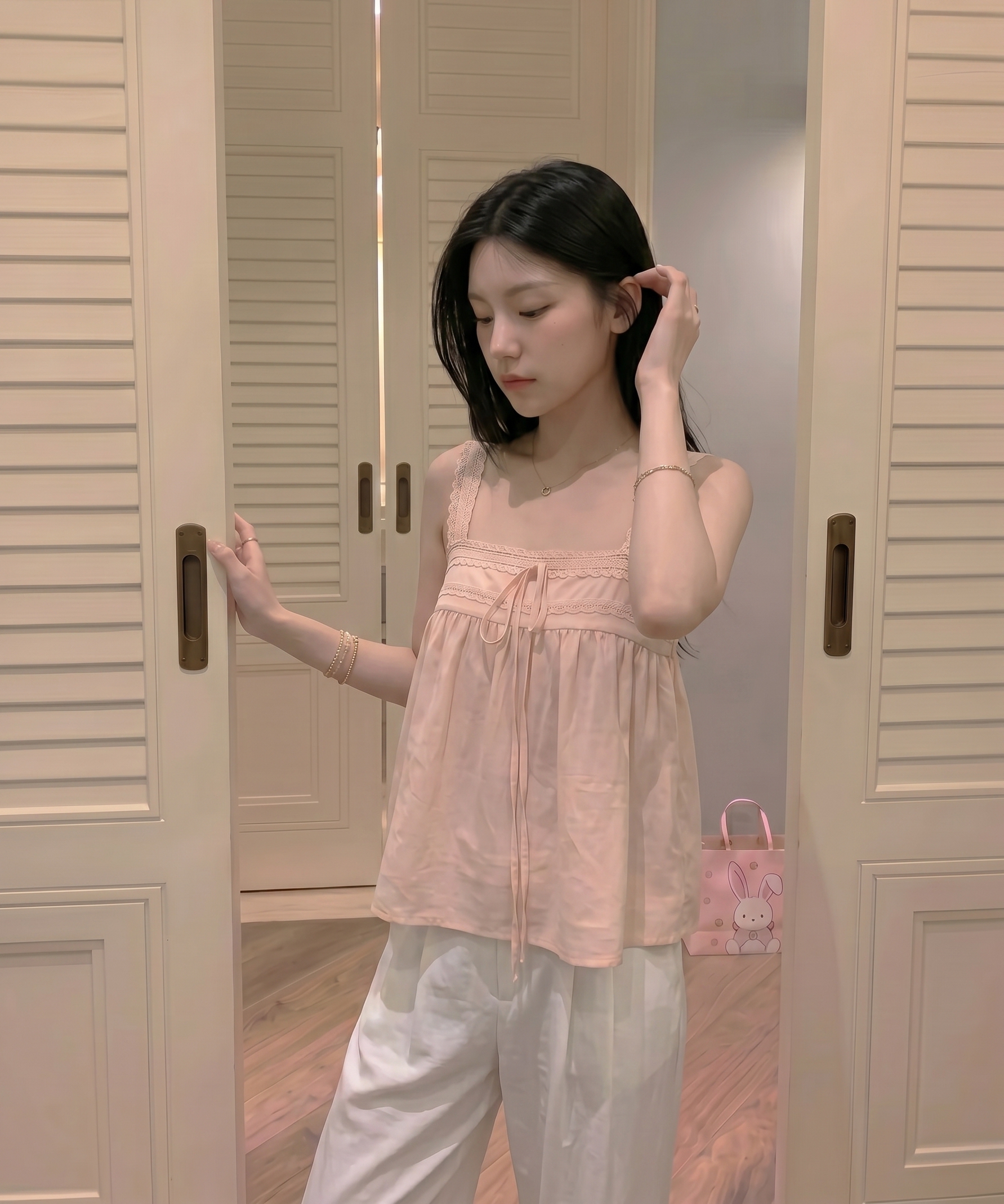 실사 정가 부드러운 바람 작은 대중 연령 감소 핑크색 레이스 캐미솔 여름 슬림해 보이는 chic 다용도 맨위
