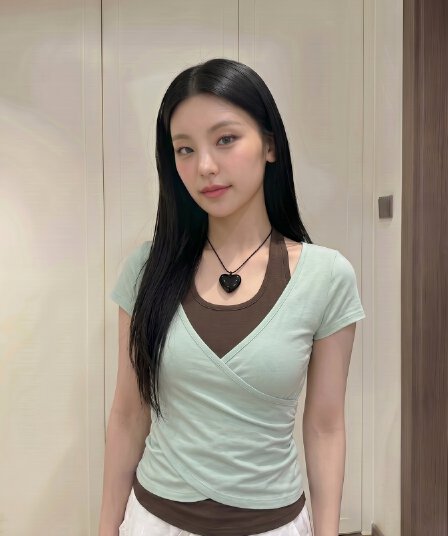 실사 정가 페이크 레이어드 행침 목 몸매 가꾸기 반팔 티셔츠 여성 여름 새로운 쇼트 스타일 핫걸 작은 맨위