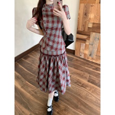 批发实拍韩系穿搭红色格子系带收腰胖MM显瘦衬衫中长款半身裙两件套