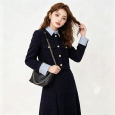 批发大码女装高级感小香风长袖上衣<b class='q'>外套</b>半身裙两件套韩剧<b class='q'>时尚</b>套装