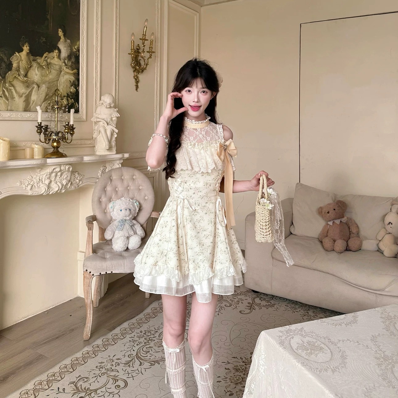 캄파넬라 세과 house 김민 릴리 오브 더 밸리 클리어 부서 달콤함 작은 천 골드 꽃무늬 레이스 행침 목 드레스