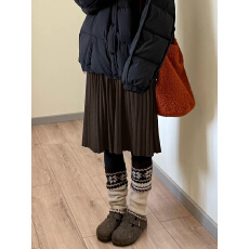 批发软糯针织百褶<b class='q'>半身</b>裙女冬季松紧腰百搭显瘦A字<b class='q'>中裙</b>子