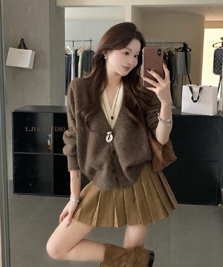 레트로 커피 색상 페이크 레이어드 V넥 니트 오픈 가디건 여성 가을 겨울철 프랑스식 느슨함 센스 루즈핏 스웨터 코트 맨위
