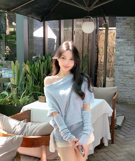 한 부서 파란색 비스듬한 어깨 풀오버 스웨터 여자 가을 겨울 느긋한 바람 부드러운 찹쌀 품격 루즈핏 슬림해 보이는 반팔 아름다운 맨위