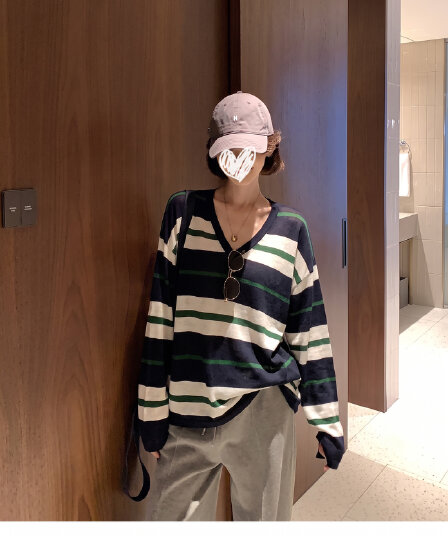성분 100 라이 경기 서울 이른 가을 느긋한 와 성별 레트로 와이드 스트라이프 배색 V넥 긴팔 티셔츠 맨위