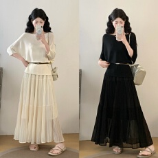 批发实拍大码女装温柔风两件套蝙蝠袖收腰上衣+百褶长裙 显瘦遮肚套装