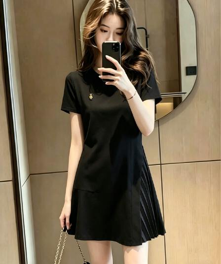 품격 출퇴근 바람 라운드 넥 작은 검은 드레스 여성 디자인 센스 작은 대중 패치워크 플리츠 페이크 레이어드 드레스