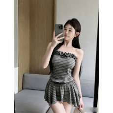 批发夏季法式一字领拼接条纹抹胸型撞色修身<b class='q'>假两件</b>辣妹短款A字<b class='q'>连衣裙</b>