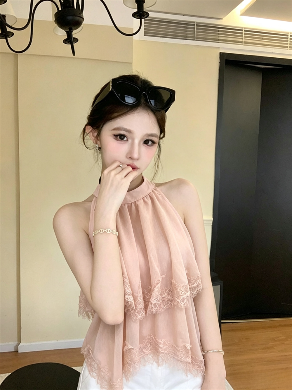 실사 여름 법 색 품격 라운드 넥 패치워크 페이크 레이어드 행침 목 종류 오프숄더 조끼 섹시함 프릴 맨위