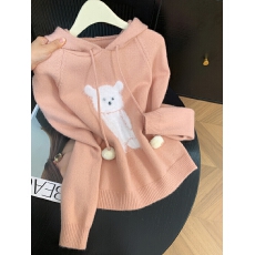 批发<b class='q'>小熊</b>宽松连帽保暖毛衣女秋冬<b class='q'>卫衣</b>设计感针织上衣