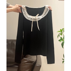 批发温柔风蕾丝拼接杏色打底针织衫女2026春秋季新款低领内搭<b class='q'>长袖</b>上衣