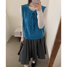 批发镂空麻花打结系带毛衣马甲女秋季新款宽松通勤百搭针织背心上衣潮