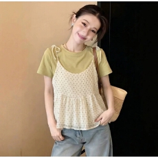 批发甜美荷叶边减龄叠穿波点吊带背心女<b class='q'>春</b>季2026时尚圆领短袖T恤套装