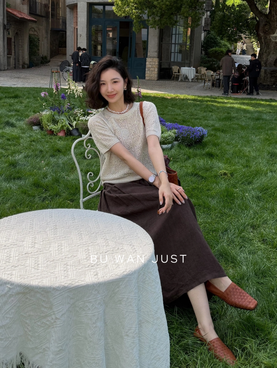 캐주얼 자수 루즈핏 편안함 통기성 반팔 티셔츠