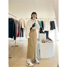 批发春装穿搭一整套韩系简约基础款衬衫<b class='q'>高腰</b>卡其色<b class='q'>半身裙</b>通勤休闲套装