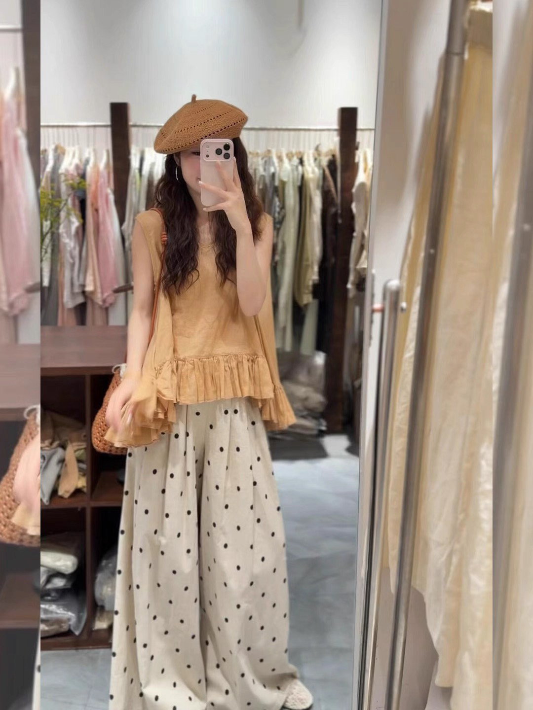 자이언트 잘 생긴 ~ 중 여름 드레스 전체 집합 느슨함 착용 가져 가라. 한 부서 프릴 조끼 맨위 도트 무늬 와이드 레그 팬츠 세트 여성