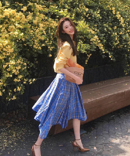 한 부서 전체 집합 ootd 착용 가져 가라. 작은 키 짧은 셔츠 블루 체크무늬 불규칙 스트랩 반신 치마 세트
