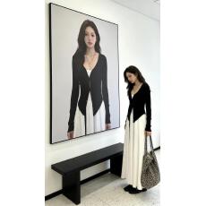 批发气质套装不规则黑色针织开衫<b class='q'>外套</b>上衣女早秋收腰白色<b class='q'>连衣裙</b>两件套