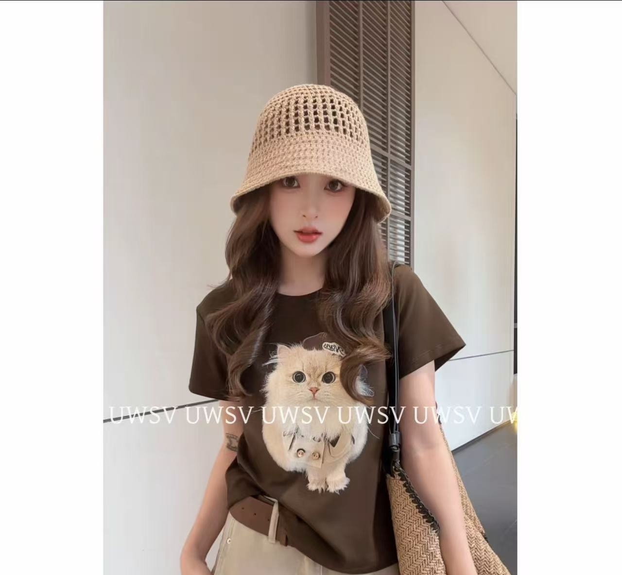 캐주얼 디자인 센스 연령 감소 슬림해 보이는 귀여운 새끼 고양이 알파벳 티셔츠