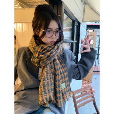 实拍实价 软糯格子围巾秋冬保暖披肩围脖