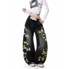 批发美式高街植物花卉刺绣弯刀<b class='q'>牛仔裤</b>男女宽松休闲阔腿设计感百搭长裤