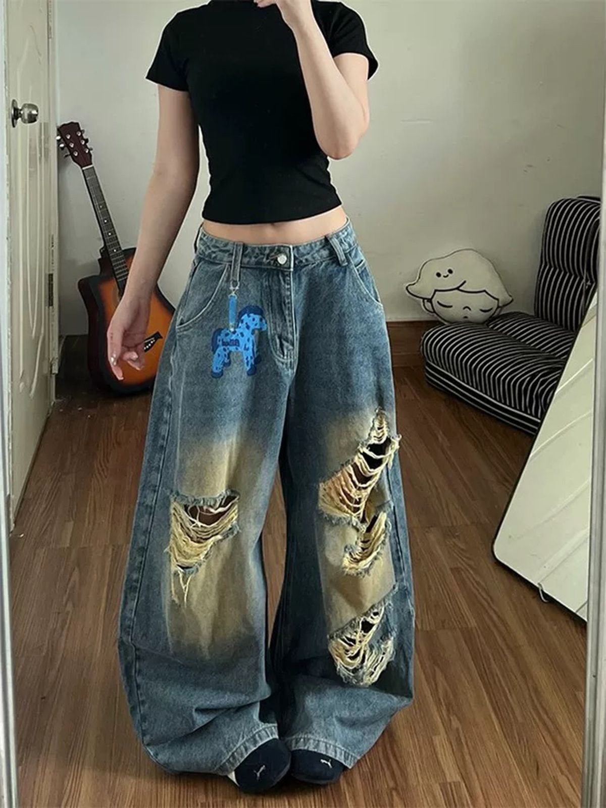 거리 더러운 염색 마 오래된 찢어진 부분 모통이 칼 청바지 바지 여자 2026 여름 새로운 작은 말 프린트 와이드 레그 팬츠