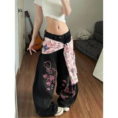 批发美式复古涂鸦丝巾绑带弯刀牛仔裤裤子女款2026<b class='q'>夏</b>季新款宽松阔腿裤