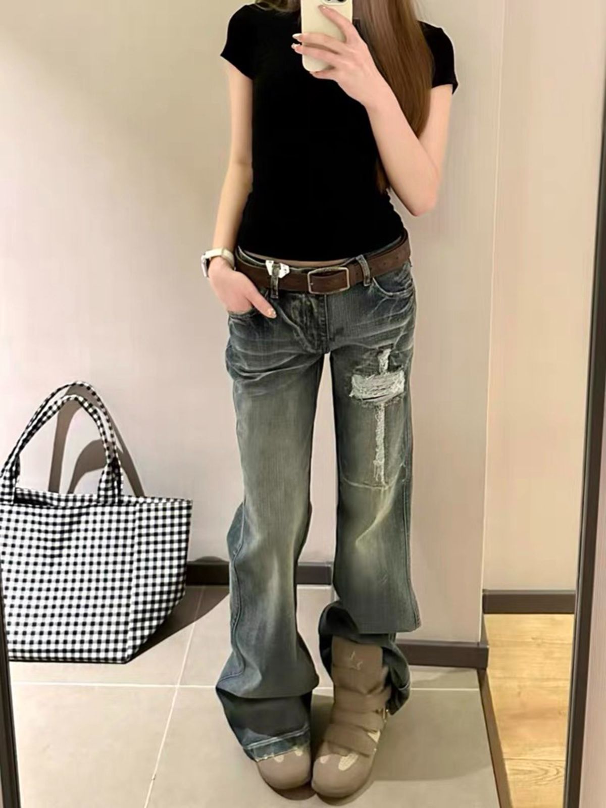 아메리칸 레트로 워싱 마 오래된 찢어진 부분 부츠컷 청바지 여성 여름 디자인 센스 로우 웨이스트 슬림해 보이는 호스 슈 나팔 바지