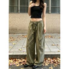 批发军绿色美式工装风褶皱感直筒休闲<b class='q'>裤</b>2026夏季宽松抽绳高腰阔腿长<b class='q'>裤</b>