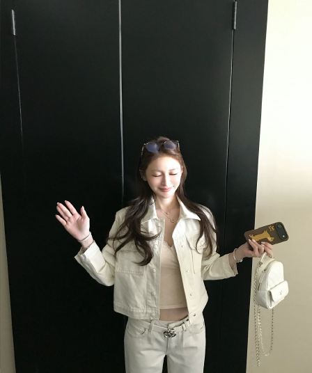 skk store 보은 화이트 암소 suit 봄 레트로 슈퍼 품격 오래된 돈 데님 재킷 세트 여성