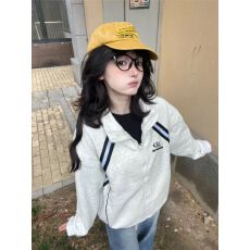 批发小红书（纯棉华棉复合牛奶丝320克银狐绒420克）拉链条纹<b class='q'>开衫</b>卫衣