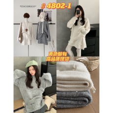 批发甜美套装立体蝴蝶结长袖毛衣女冬季针织半身短裙圣诞氛围感两件套