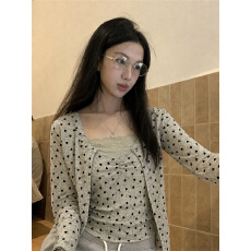 批发~浪漫飘逸爱心<b class='q'>蕾丝</b>拼接假两件小衫上衣女