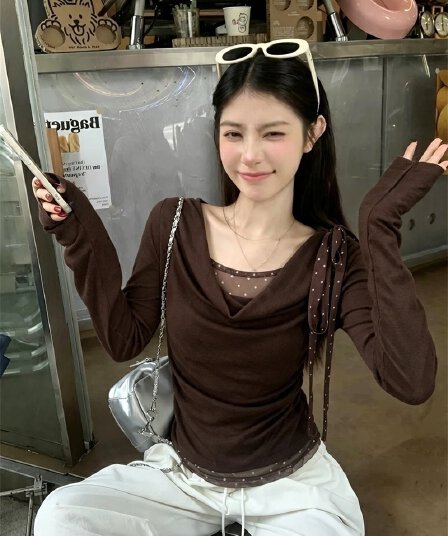 실사 디자인 센스 초강력 이른 가을 새로운 패치워크 페이크 레이어드 긴팔 티셔츠 여성 종이 사람들 맨위