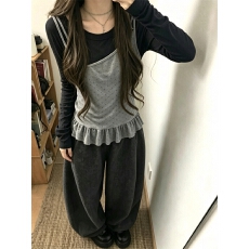 批发实拍 秋季<b class='q'>新款</b>设计感波点背心+长袖t恤内搭两件套装女