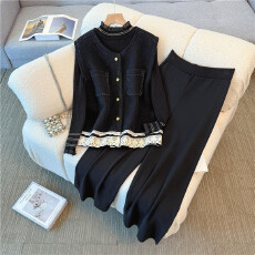 批发实拍2025秋冬大码女装<b class='q'>胖</b><b class='q'>mm</b>小香风蕾丝拼接针织马甲打底衫长裤套装