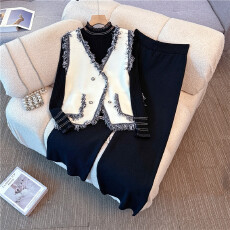 批发实拍2025新款大码女装胖mm小香风花边V领马甲打底衫阔腿裤三件套