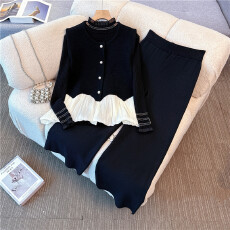 批发实拍2025秋冬<b class='q'>大码</b>女装胖mm小香风拼接针织马甲打底衫阔腿裤两件套