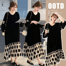 批发已处理2026<b class='q'>新款</b>超好看时尚气质撞色拼接高级感钉珠连衣裙