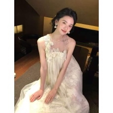 批发从一时刻花满枝轻奢感网纱无袖立体花朵<b class='q'>连衣裙</b>or上衣半裙套装