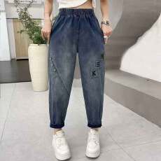 批发春夏新款刺绣贴布<b class='q'>牛仔</b>裤女大码松紧高腰民族风盘扣<b class='q'>哈伦</b>裤九分裤子